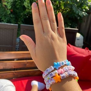 Cute bracelet with a funny quote from tangled